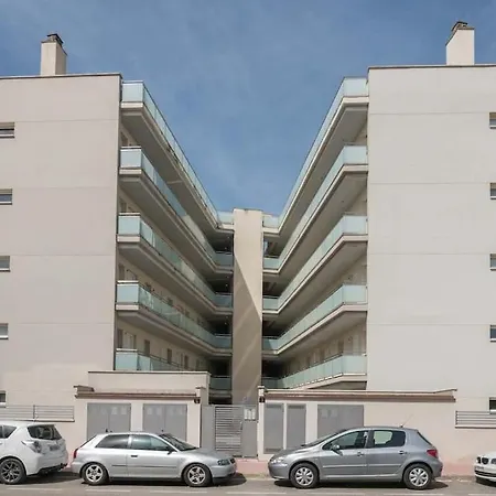 Penthouse Fenals شقة