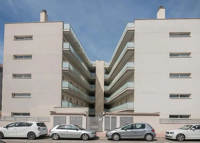 Penthouse Fenals شقة