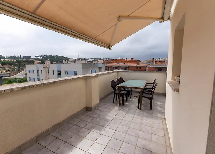 Penthouse Fenals شقة *